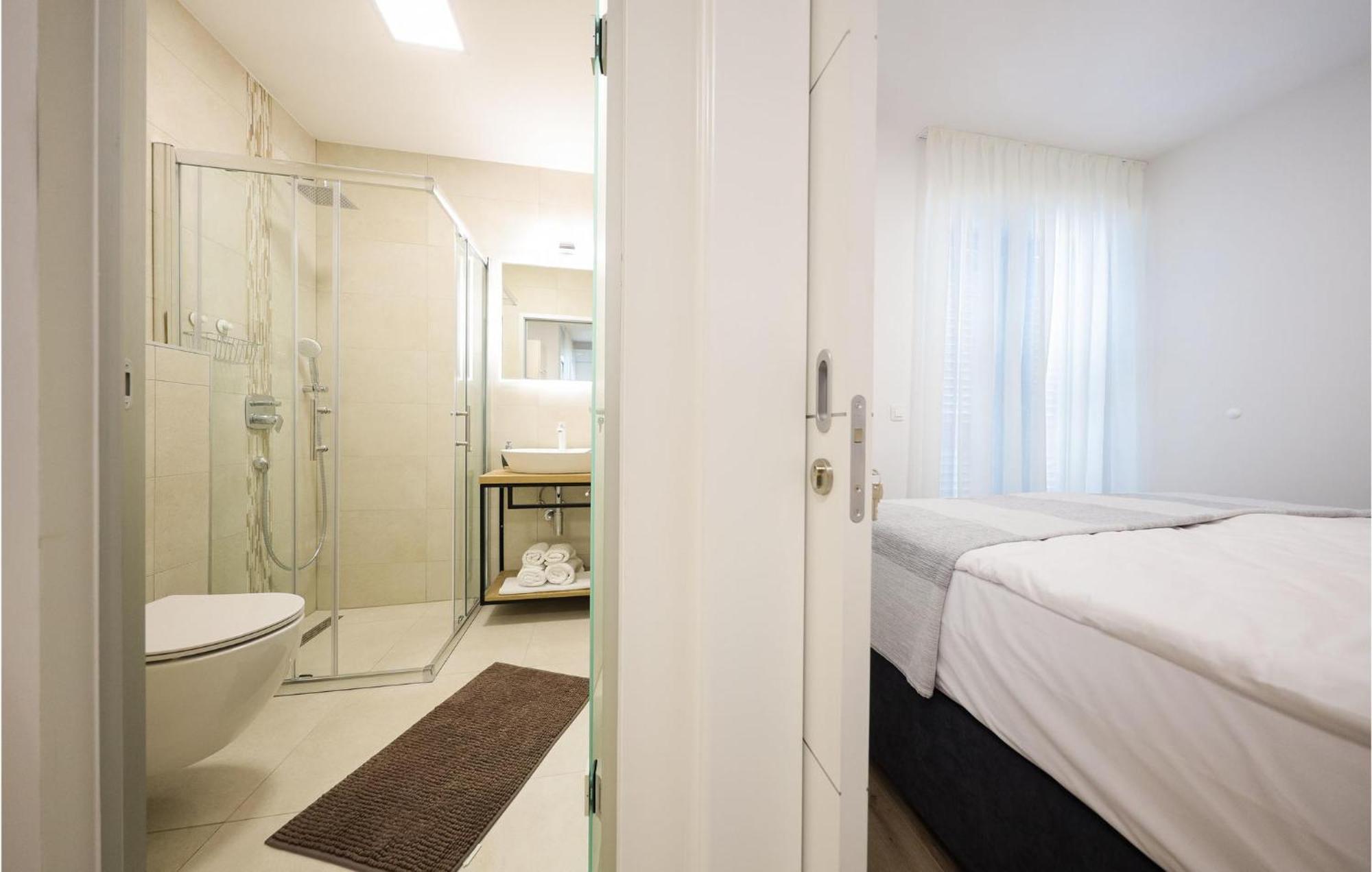 Lovely Apartment In Zadar With Wifi Kültér fotó